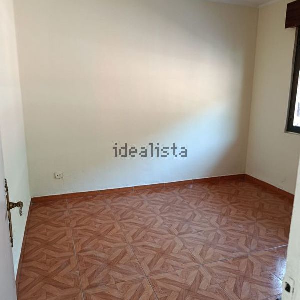 Alquiler de piso en San Salvador, 8 - Photo 1