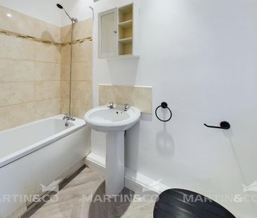1 bedroom ground floor flat to rent - Photo 6