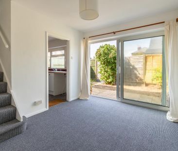 3 bedroom terraced house to rent - Photo 3