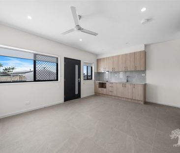 Lovely low-set one bedroom - Photo 2