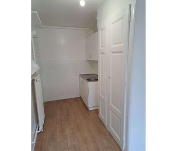 Appartement de 2 pièces au 5ème en face du Parc la Grange - Photo 1