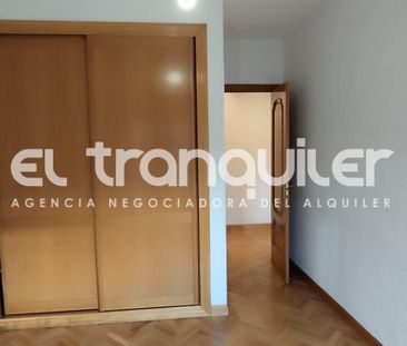 Piso de alquiler en Calle Viñegra, Los Cármenes - Photo 2