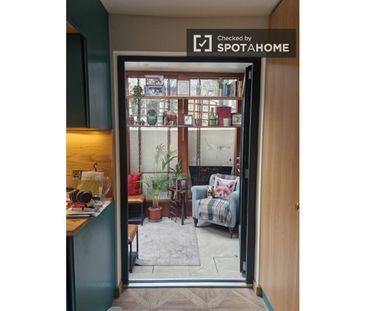 Room for rent in charming 5-bedroom house, Drumcondra Dublin - Photo 1