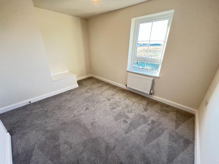 Hitchcock Gardens, Wynyard, Billingham - Photo 3