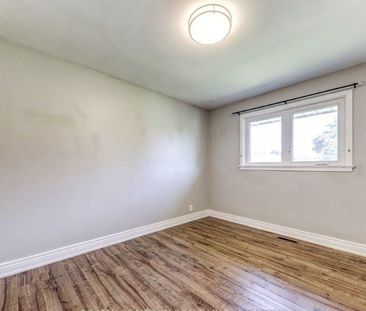 For Lease - 482 Nipigon Street Unit# Main, Oshawa, Ontario - Photo 6