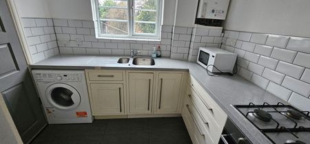 Lampton Road, Hounslow TW3, London - Photo 4