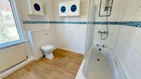 St Elmo Gove, East End, LS9 - Photo 5