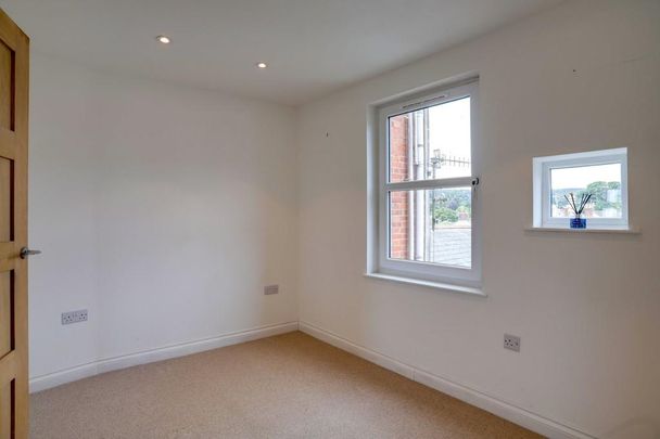 1 bedroom maisonette to rent - Photo 1