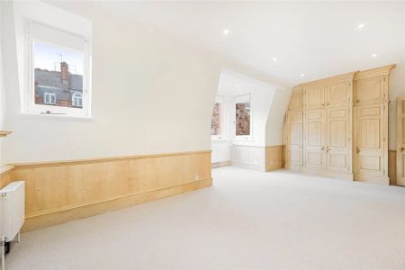 1 bedroom flat in Mayfair - Photo 4