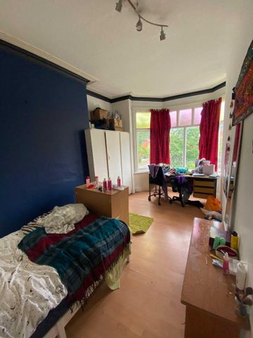 9 bedroom semi-detached house to rent - Photo 3