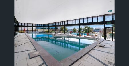 Mantra Residences @ Southport Central - 10th Floor Southport CBD - Photo 3