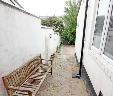 Chesham Road, Chesham, BL9 - Photo 3