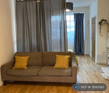 Studio to rent - Photo 5