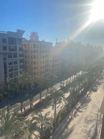 Alicante / Alacant - Photo 2