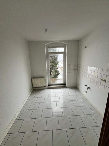Frisch renovierte 2 Raum Wohnung Zwickau Brand Balkon zu vermieten - Photo 2