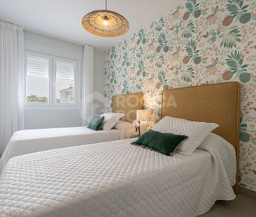 Charming Beachside Townhouse in Marina de Casares - Photo 6