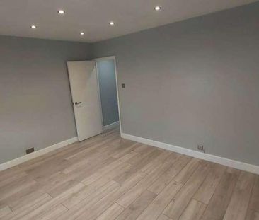 Bramley Road, London, W10 - Photo 3