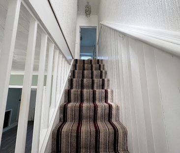 2 bedroom terraced house to rent - Photo 3