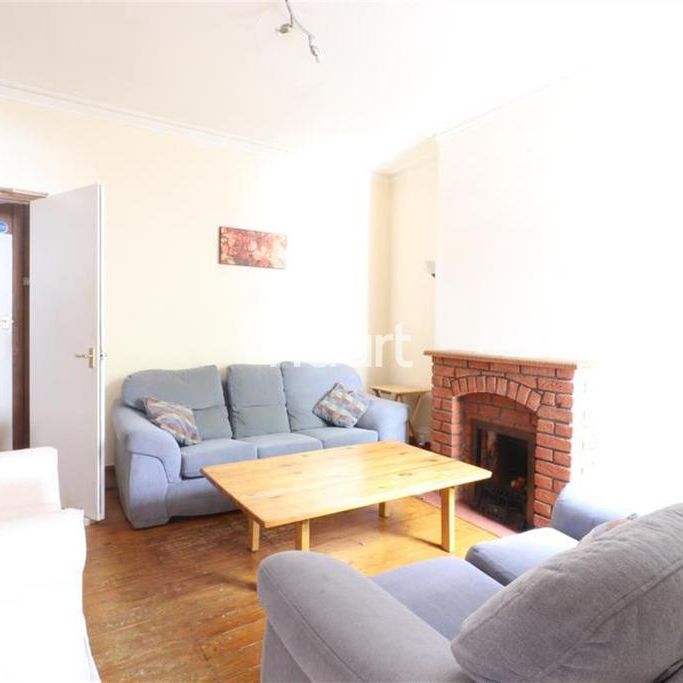 1 bedroom in a house share to rent - Photo 1