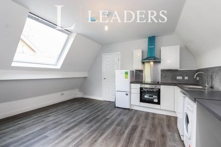 2 bedroom flat to rent - Photo 5