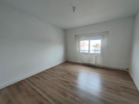 Location Appartement 3 pièces 76m² - Photo 1