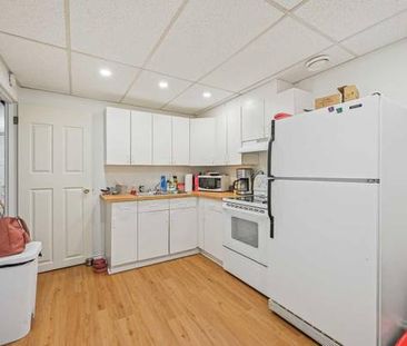 2 Bedroom Basement in Acadia - Photo 1