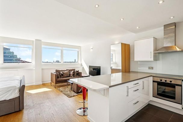 5 bedroom flat to rent - Photo 1