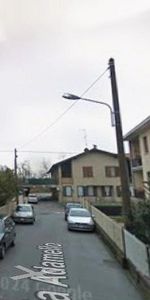 Monolocale confortevole in zona sesto calende - Photo 3