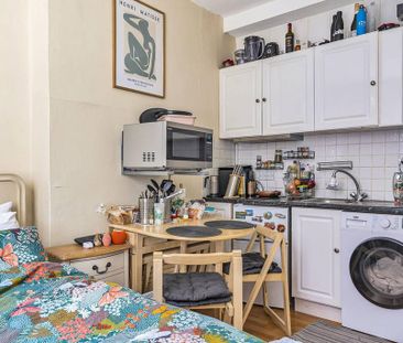 Studio to rent - Photo 3