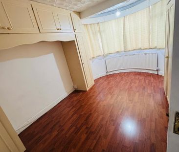 3 bedroom terraced house to rent - Photo 6