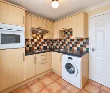 2 bedroom flat to rent - Photo 6