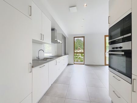 Ruim, modern gelijkvloers appartement te Ellikom - Photo 5