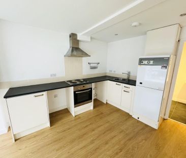 1 bedroom flat to rent - Photo 6
