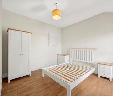 3 bedroom apartment to rent - Photo 6