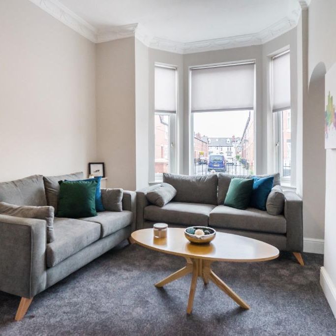 5 bedroom terraced house to rent - Photo 1