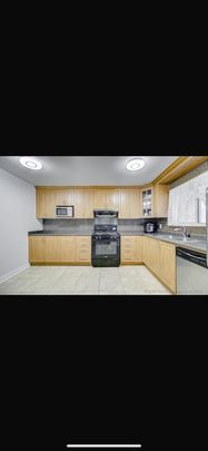 For Lease - 44 Carberry Crescent, Brampton, Ontario - Photo 1