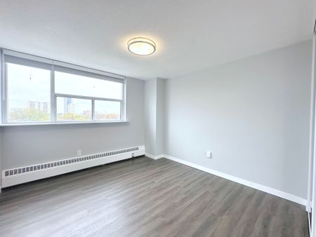 For Lease - 2575 Danforth Avenue Unit# 517, Toronto, Ontario - Photo 5
