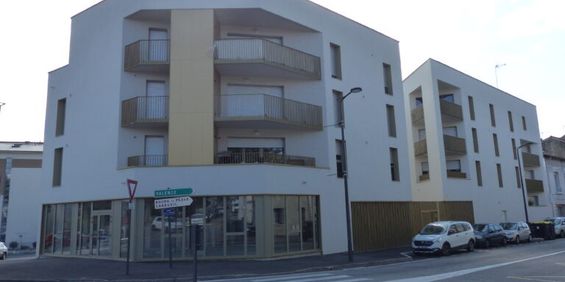 Appartement, 3 pièces – ROMANS SUR ISERE - Photo 3