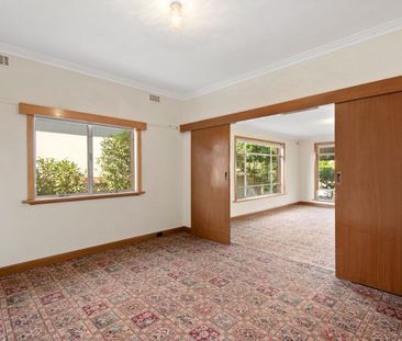 Perfect Family Home In The Balwyn School Zone! - Photo 5