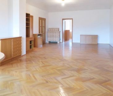 Wohnen mit Komfort und Lebensqualität in zentraler Lage mit Balkon! - Photo 1