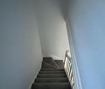 2 bedroom semi-detached house to rent - Photo 6