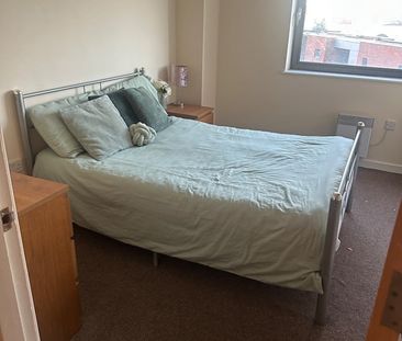 2 Bed Flat, The Reach, L3 - Photo 4