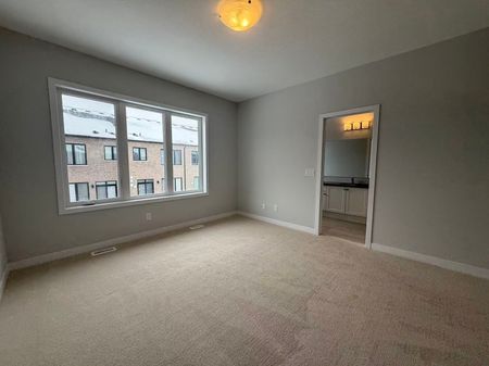For Lease - 9 Harvey Bunker Crescent, Markham, Ontario - Photo 2