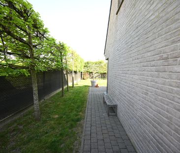 RECENTE halfopen bebouwing met GARAGE & tuin. - Foto 3