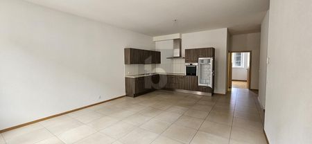 PROCHE DU CENTRE VILLE - Photo 2