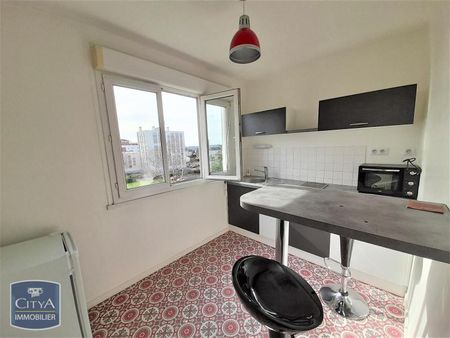 Location Appartement 1 pièce 31m² LE MANS 72000 - Photo 2