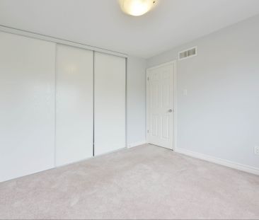 For Lease - 322 BRETTONWOOD Ridge, Kanata, Ontario - Photo 4