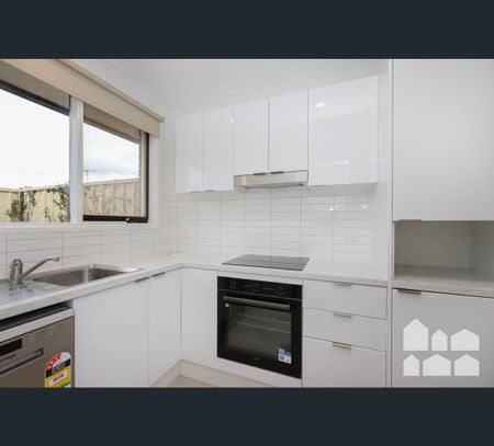 4/624 Barkly Street, West Footscray, Vic 3012 - Photo 2
