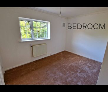 3 Bed End Terrace, Barry Road, SO19 - Photo 5