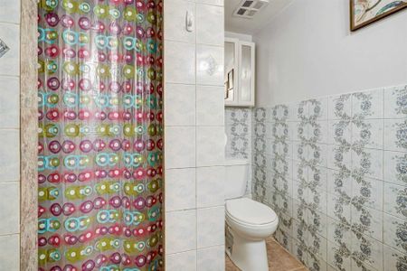 For Lease - 72 Corbett Avenue, Toronto, Ontario - Photo 5